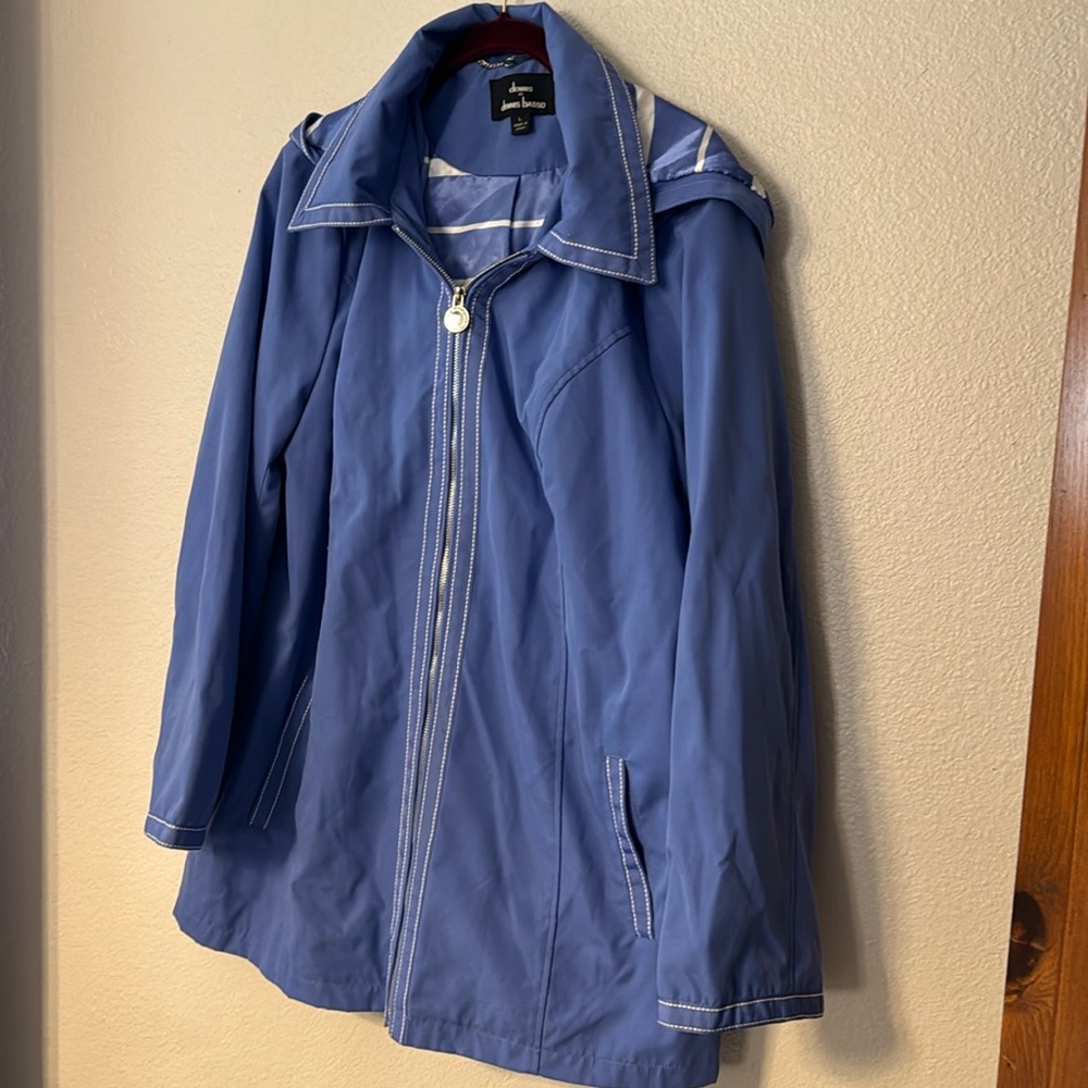 Dennis Basso Blue/White Water Resistant Jacket w Striped Lining - Size L